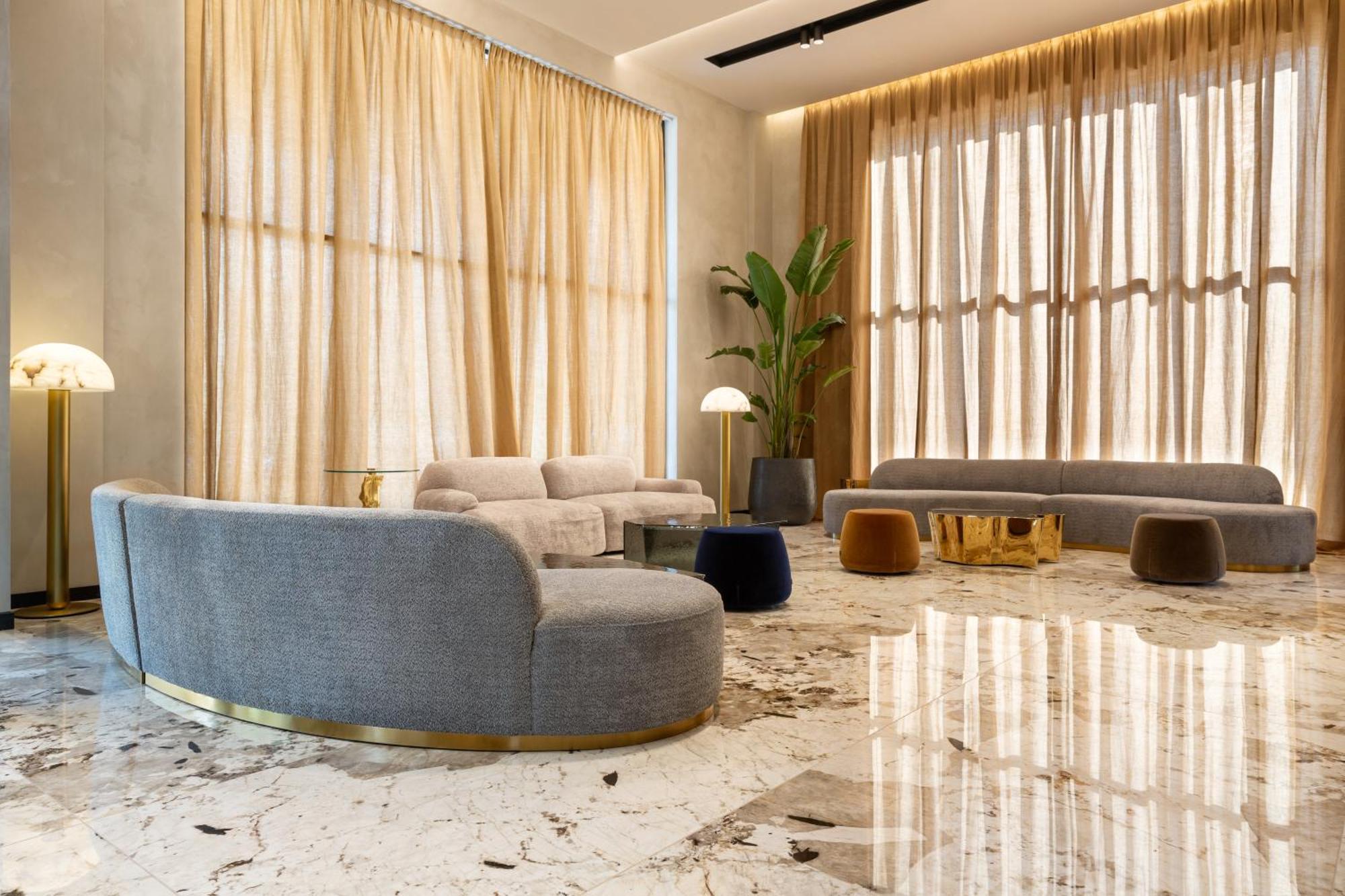 Mercure Тирана Экстерьер фото