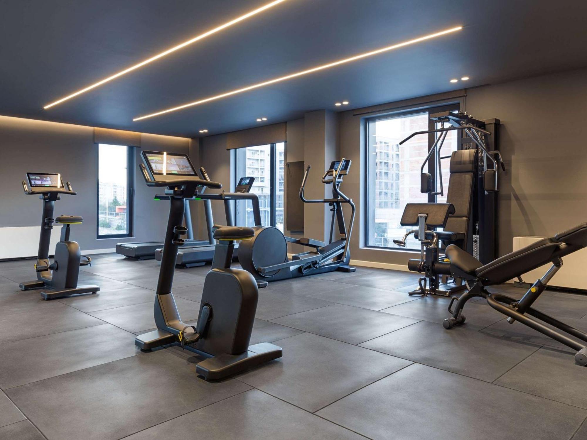 Mercure Тирана Экстерьер фото