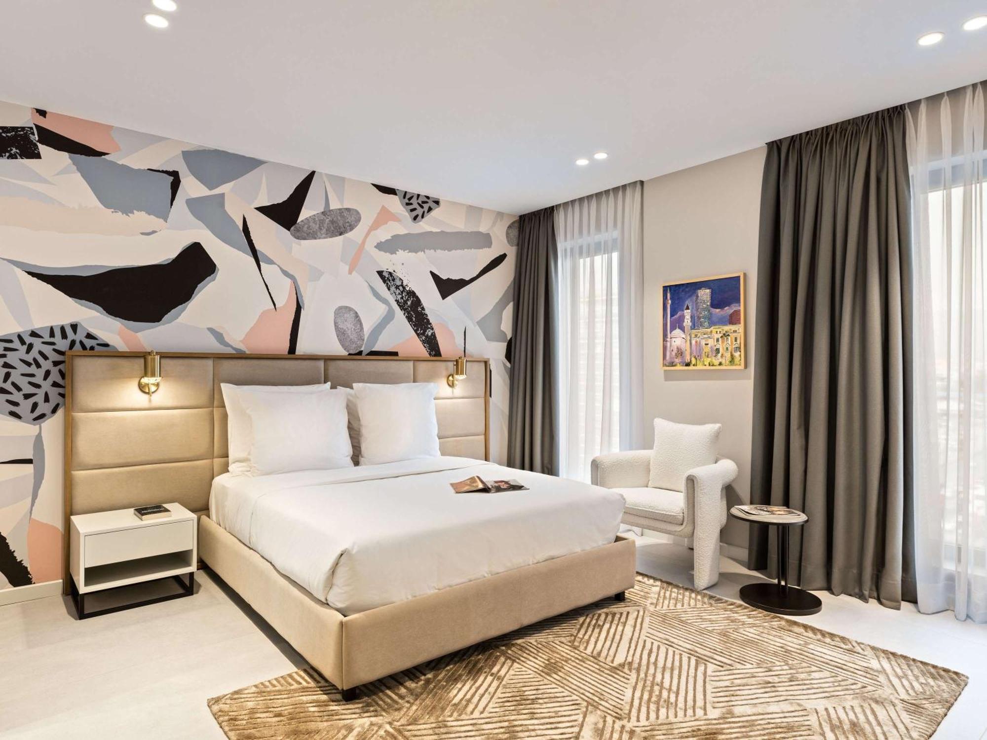 Mercure Тирана Экстерьер фото