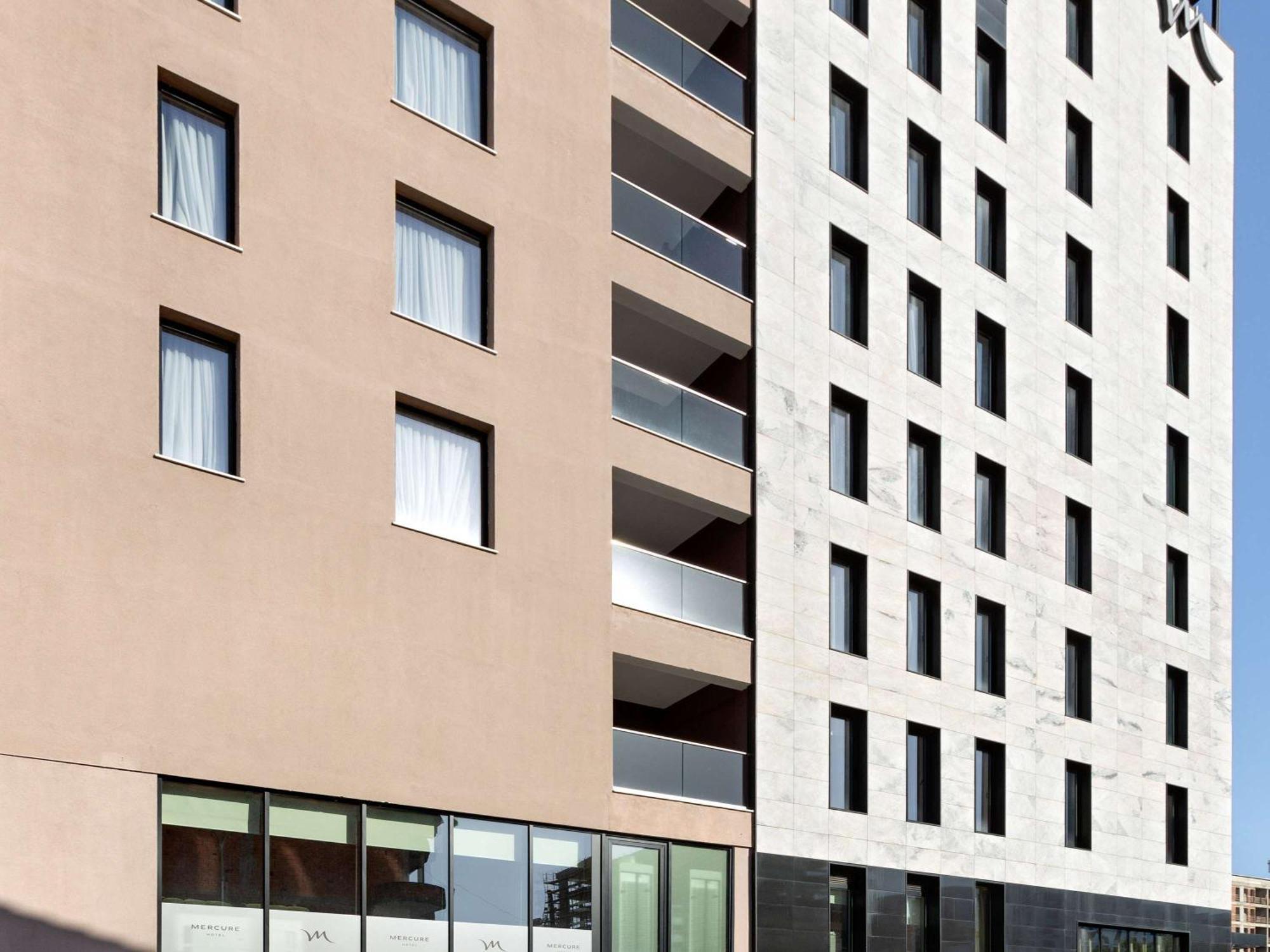 Mercure Тирана Экстерьер фото