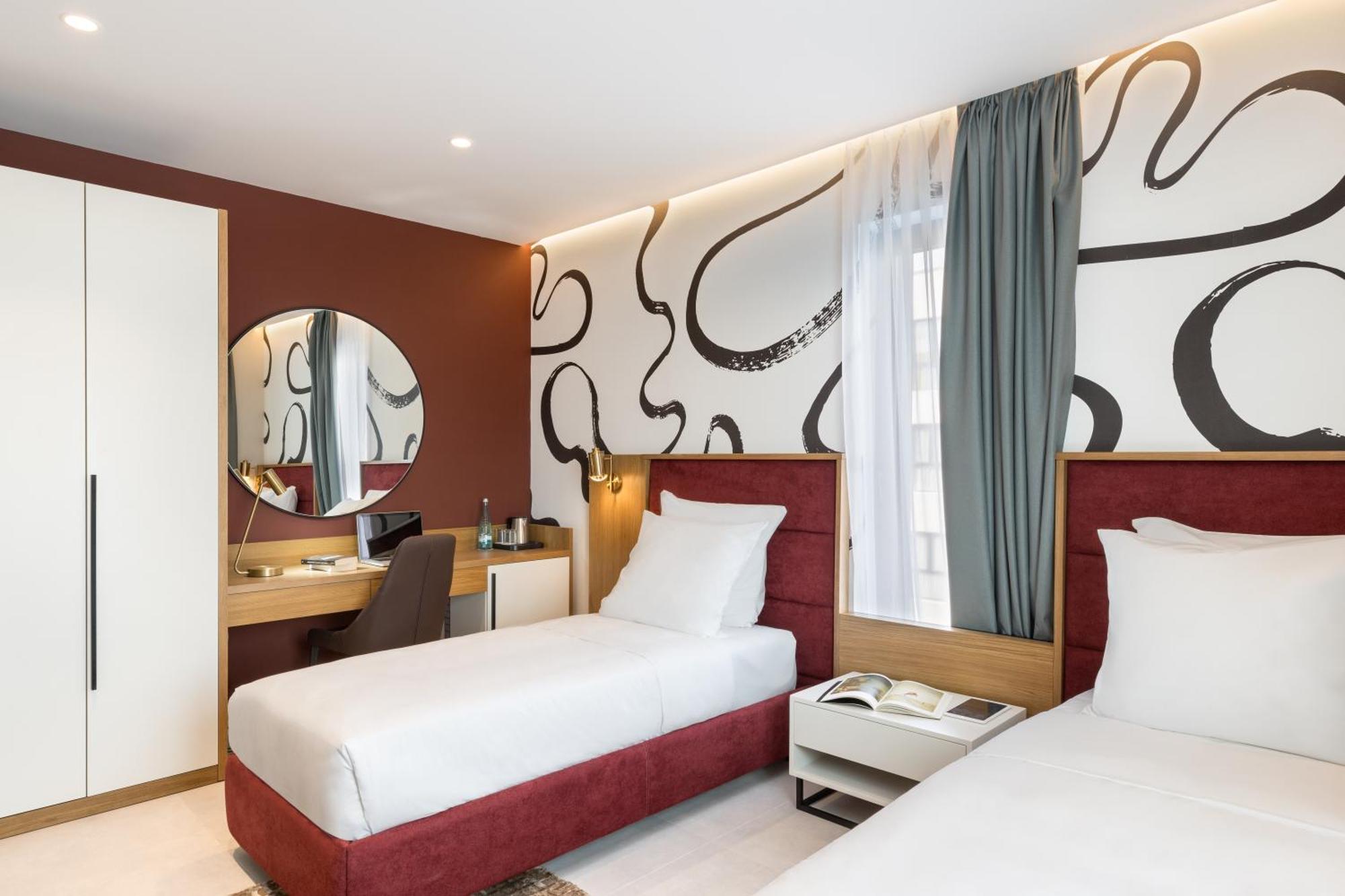 Mercure Тирана Экстерьер фото